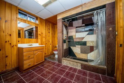 710 Hancock St, Fall River, MA 02721 photo 32