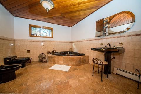 710 Hancock St, Fall River, MA 02721 photo 21