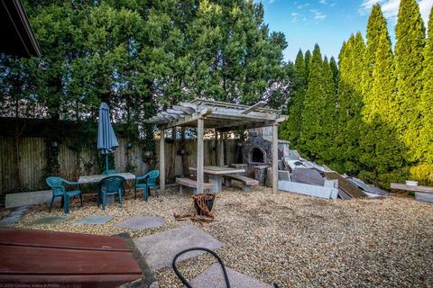 710 Hancock St, Fall River, MA 02721 photo 40