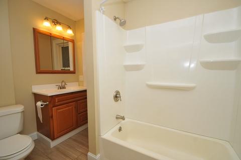 295 Britton St, Chicopee, MA 01020 photo 10