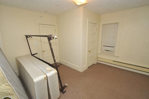 295 Britton St, Chicopee, MA 01020 photo 9