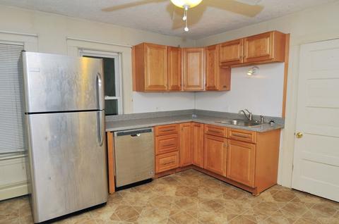 295 Britton St, Chicopee, MA 01020 photo 4
