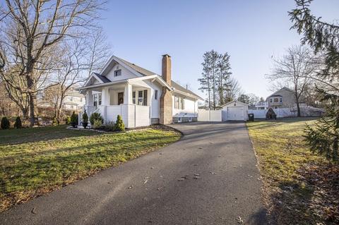 22 Baker Rd, Raynham, MA 02767 photo 2