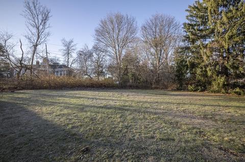 22 Baker Rd, Raynham, MA 02767 photo 9