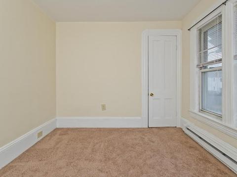 42 Bemis St, Chicopee, MA 01013 photo 18