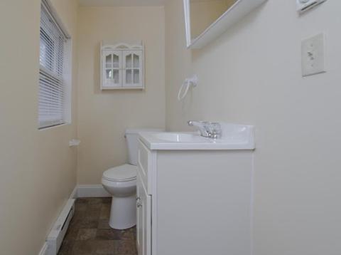 42 Bemis St, Chicopee, MA 01013 photo 13