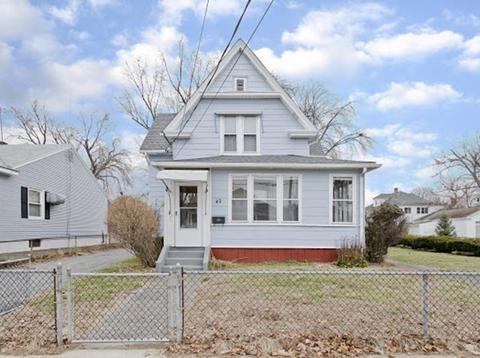 42 Bemis St, Chicopee, MA 01013 photo 1