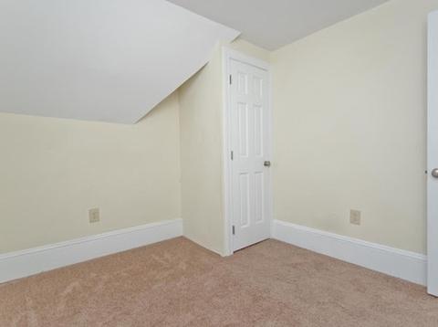 42 Bemis St, Chicopee, MA 01013 photo 9