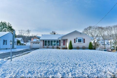 60 Hillside Ave, Webster, MA 01570 photo 4