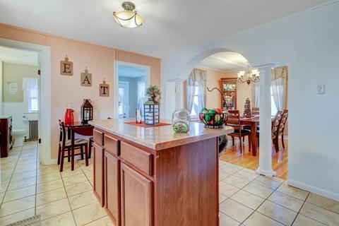 101 Fairview Ave, Chicopee, MA 01013 photo 8