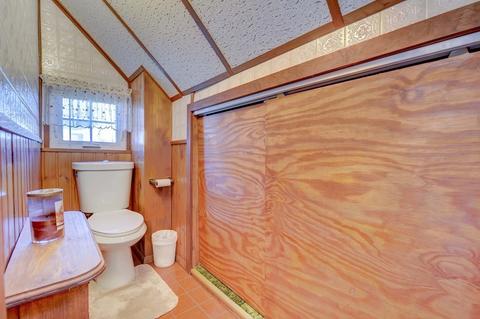 101 Fairview Ave, Chicopee, MA 01013 photo 18