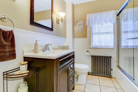 101 Fairview Ave, Chicopee, MA 01013 photo 13