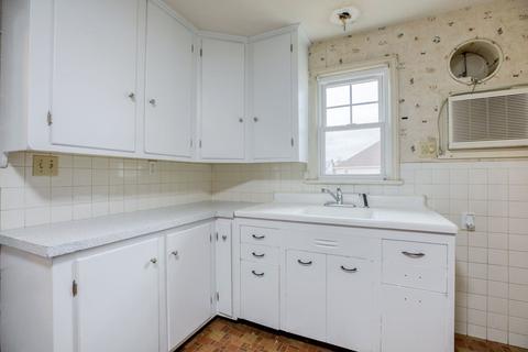 50 Montclair St, Springfield, MA 01104 photo 10