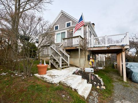 4 Eastern Ave, Hull, MA 02045 photo 1