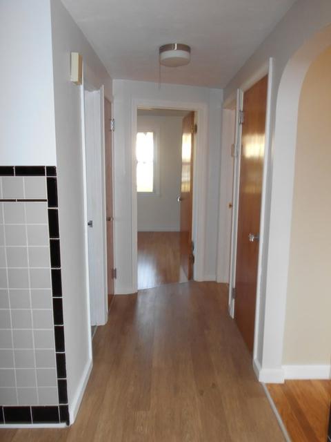 40 Tulsa St, Springfield, MA 01118 photo 12