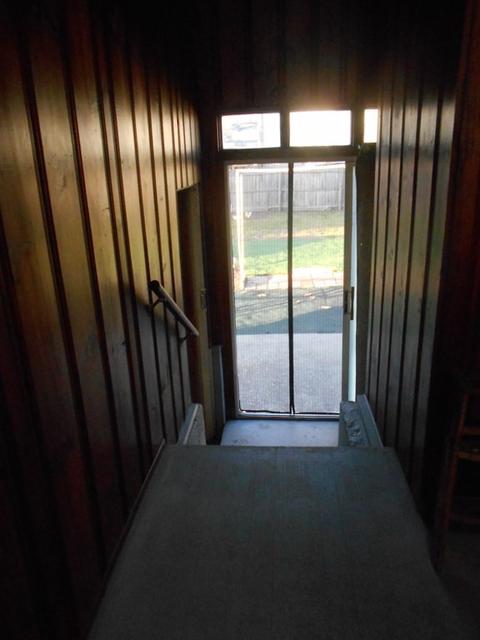 40 Tulsa St, Springfield, MA 01118 photo 8