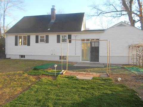 40 Tulsa St, Springfield, MA 01118 photo 3