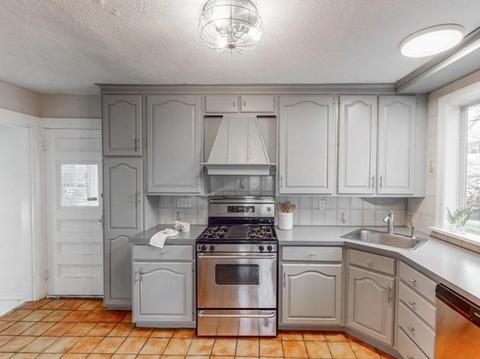 39 Madison Ave, Everett, MA 02149 photo 12