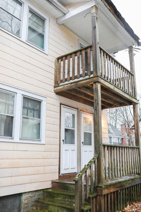 19 Nye St, Springfield, MA 01104 photo 3