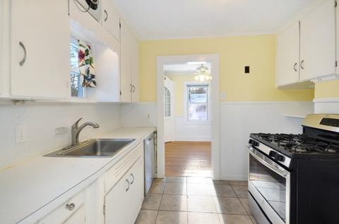 194 Great Rd, Maynard, MA 01754 photo 3