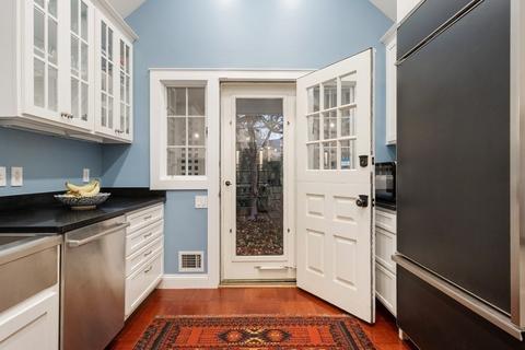 30 Irving St, Brookline, MA 02445 photo 13