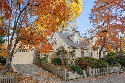 30 Irving St, Brookline, MA 02445 photo 1