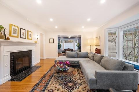 30 Irving St, Brookline, MA 02445 photo 4