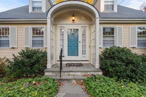30 Irving St, Brookline, MA 02445 photo 3