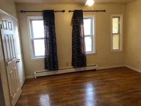 36 Vale St, Worcester, MA 01604 photo 2