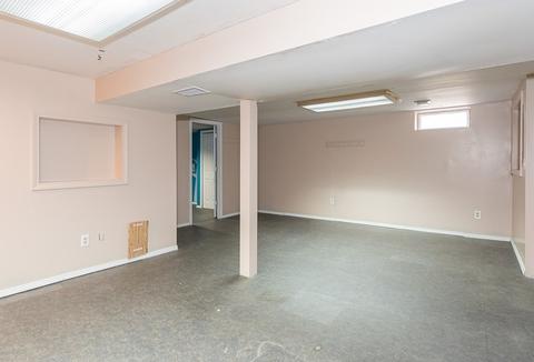 54 Aldrew Ter, Springfield, MA 01119 photo 27