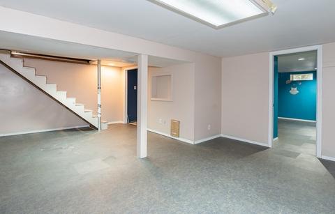 54 Aldrew Ter, Springfield, MA 01119 photo 28
