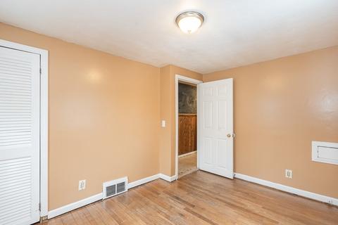 54 Aldrew Ter, Springfield, MA 01119 photo 23