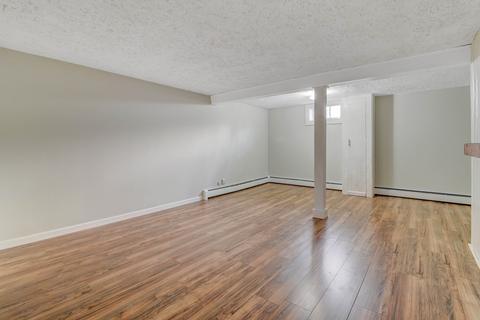 20 Alfred St, Chicopee, MA 01020 photo 27