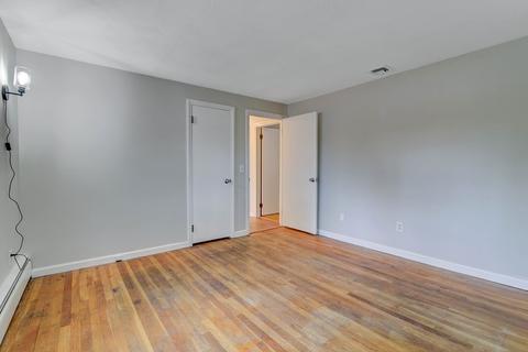 20 Alfred St, Chicopee, MA 01020 photo 25