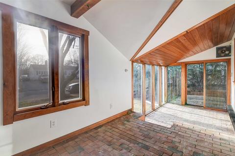 20 Alfred St, Chicopee, MA 01020 photo 14