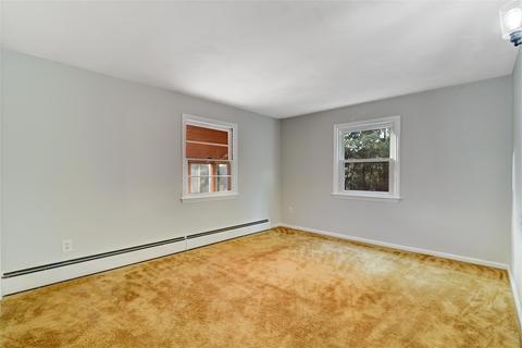 20 Alfred St, Chicopee, MA 01020 photo 22