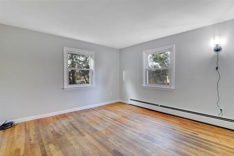 20 Alfred St, Chicopee, MA 01020 photo 24