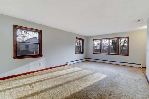20 Alfred St, Chicopee, MA 01020 photo 11