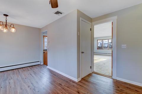 20 Alfred St, Chicopee, MA 01020 photo 10