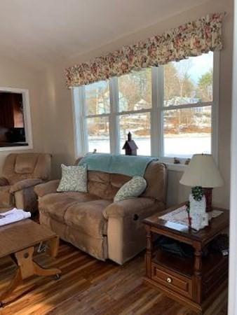 71 School St, Upton, MA 01568 photo 8