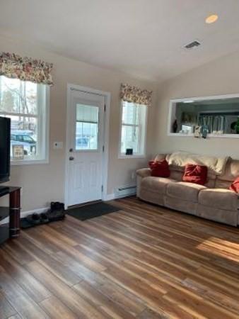 71 School St, Upton, MA 01568 photo 7