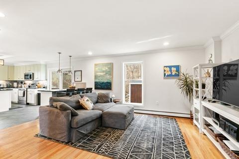 148 Atlantic St, Gloucester, MA 01930 photo 7