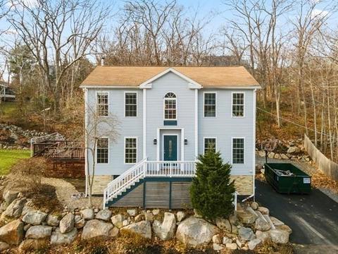 148 Atlantic St, Gloucester, MA 01930 photo 3