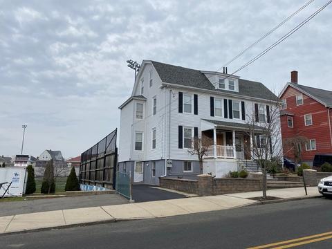 19 Spring St, Everett, MA 02149 photo 4