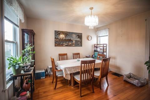 19 Spring St, Everett, MA 02149 photo 9