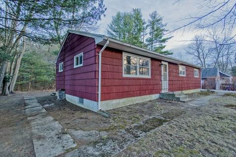 219 Cooley St, Springfield, MA 01128 photo 7