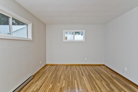 219 Cooley St, Springfield, MA 01128 photo 25