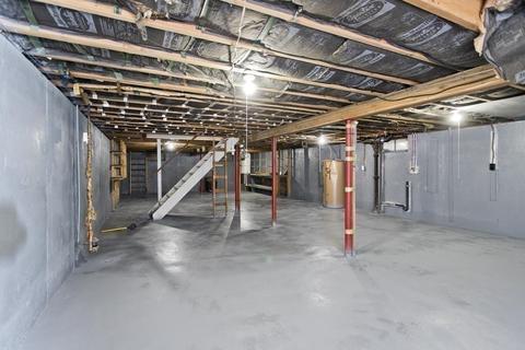 219 Cooley St, Springfield, MA 01128 photo 39