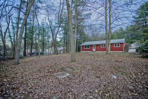 219 Cooley St, Springfield, MA 01128 photo 1