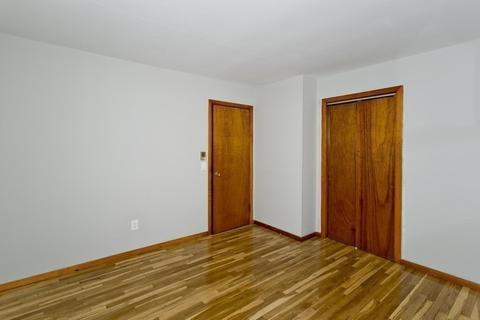 219 Cooley St, Springfield, MA 01128 photo 35